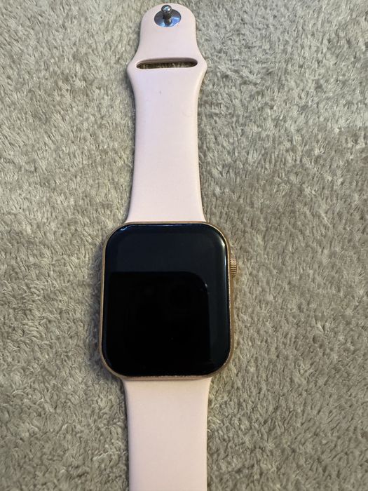 Smart watch model deosebit