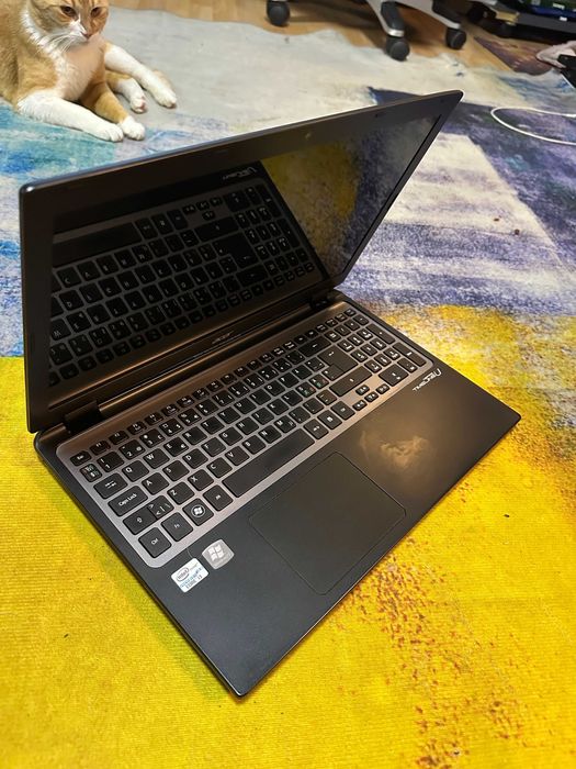 laptop acer timline m3, core i3, ram 6 gb, ssd 120 gb samsung