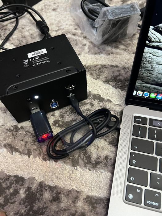 Docking Station  Hub  StarTech.За Mac и windows. Нов.