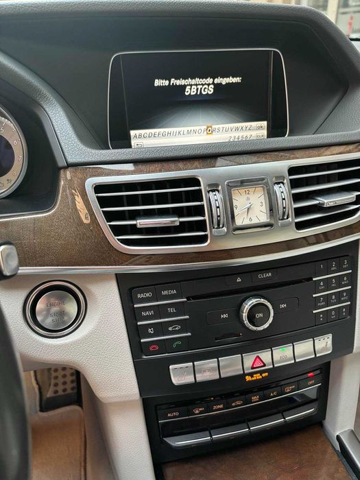 Продавам Mercedes Pin Code Map Update Пин Код Мерцедес Key License