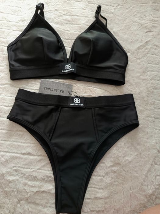 Costum de baie balenciaga