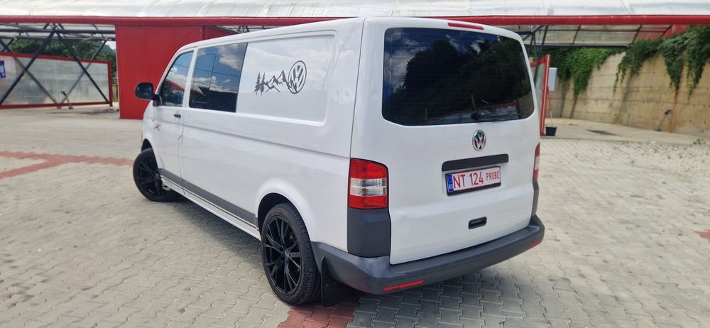 Volkswagen VW T5 2.0tdi 6 locuri și marfă varianta lungă 2013 AC Finanțare prin TBI Bank