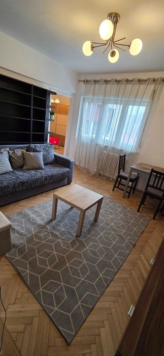 Propietar - Inchiriez Apartament 2 cam Piata Romana - proaspat renovat