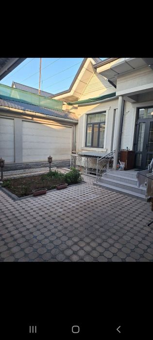 Сергели Евродом 2сотки 5 комнат.