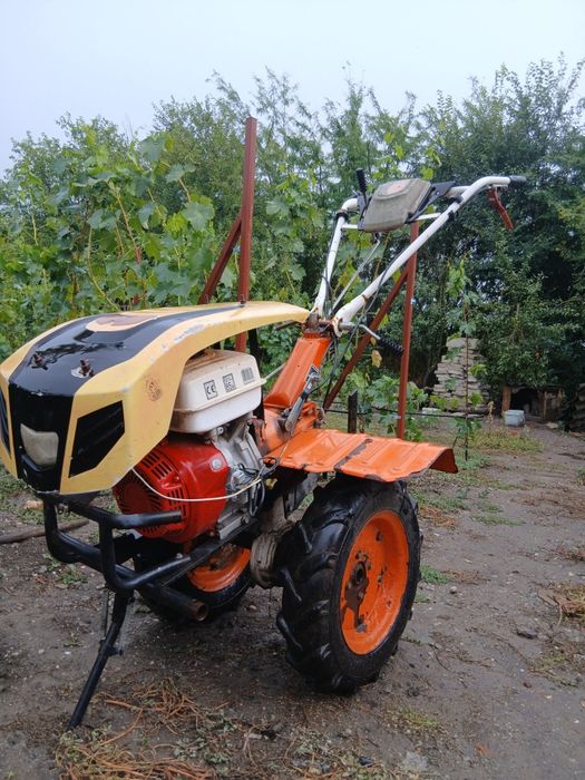Vând motocultor Ruris 15cp