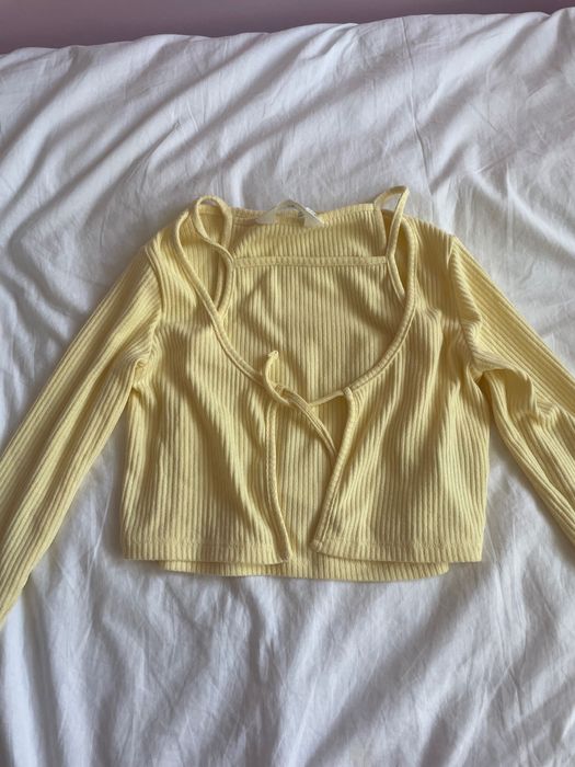 Жълто потниче с жилетка за 8 - 10 години