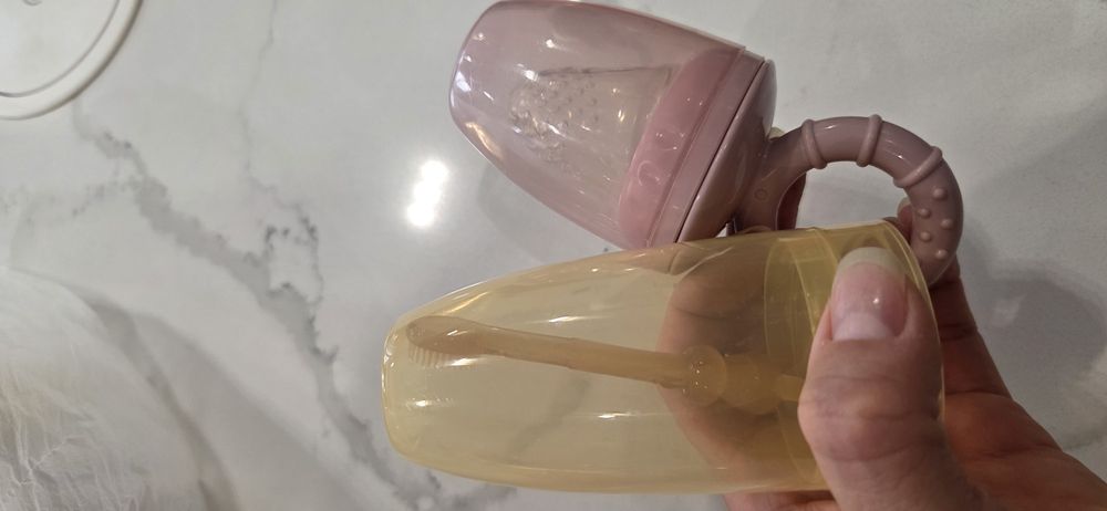 Ручной молокоотсос Medela + ПОДАРКИ
