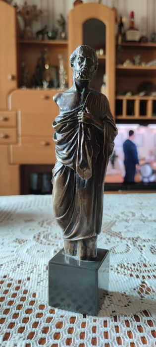 Стара Авторска Бронзова Пластика на Хипократ