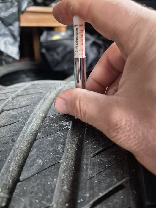 245 40 17 Мишелин 2бр. 23г