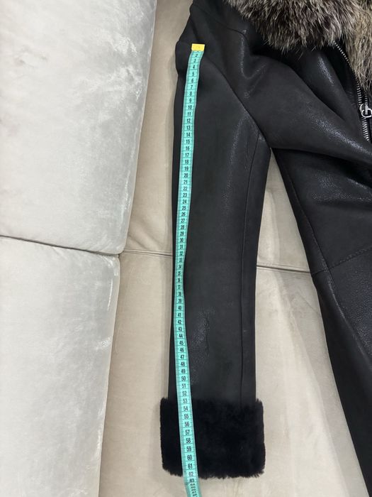 Vand palton de piele si blana naturala