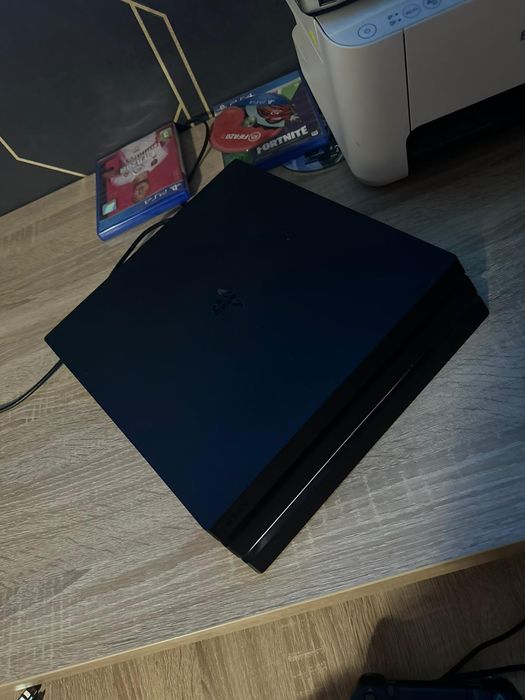 PlayStation 4 PRO 1TB