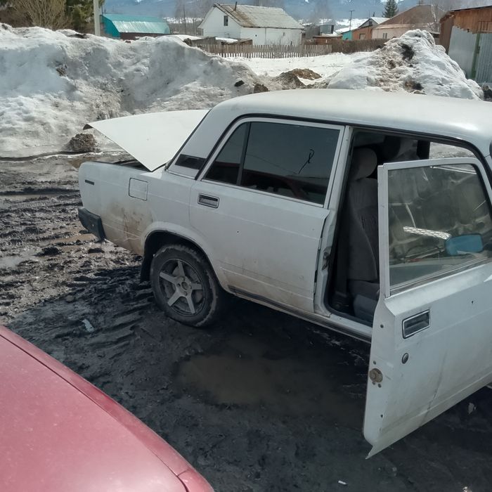 Продам ваз 2107.
