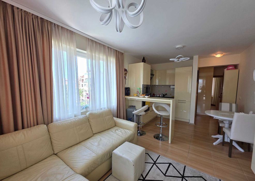 Продава се Тристаен апартамент в Несебър - 77 кв.м за 1558 €/кв.м - Снимка #3