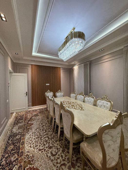 Продаётся новый 3-уровневый дом 270 м² с мебелью! Уч Кахрамон Гулистон