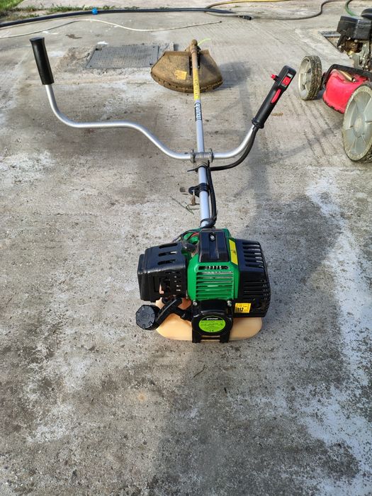 Mașină de tuns iarba+motocositoare