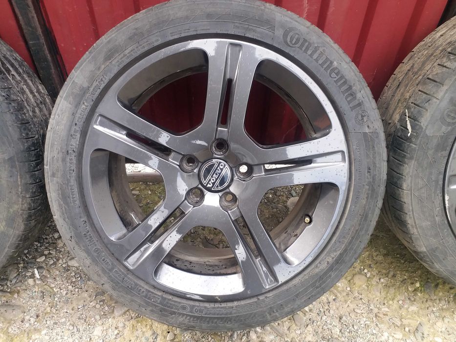 Jante Volvo C30 S40 V50 C70 S60 V60 Xc70 S80 R17 Cassiopea GunMetal