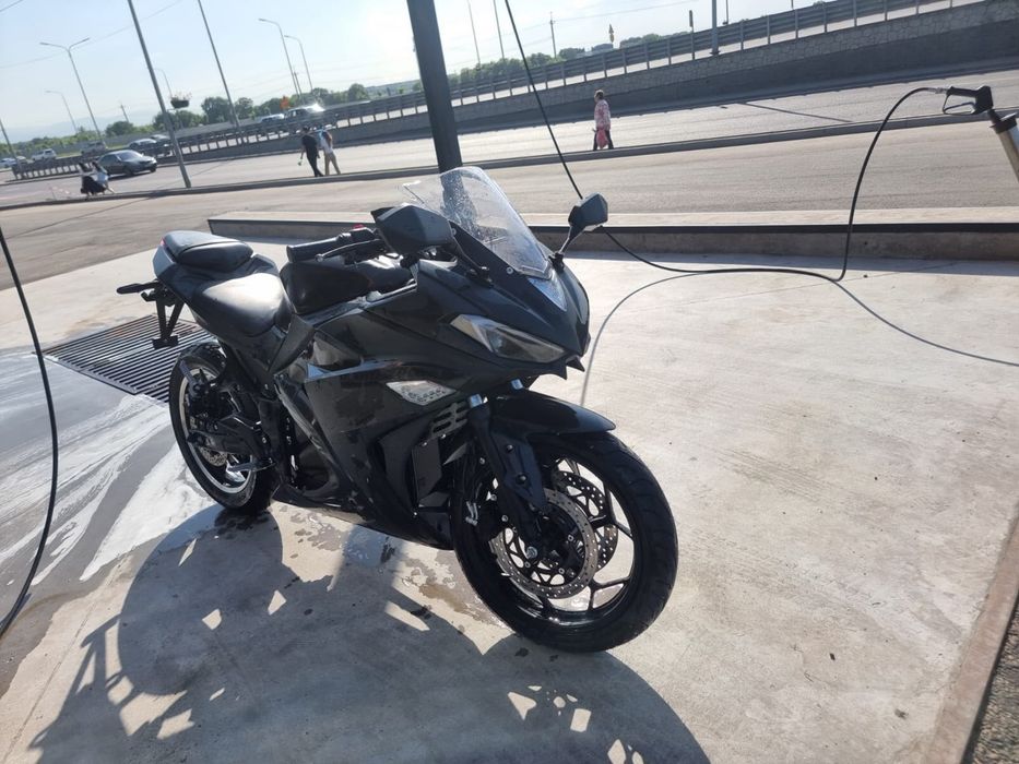 Yamaha YFZ-R3 Мотоцикл