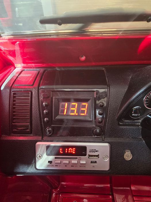 Продам детский электромобиль