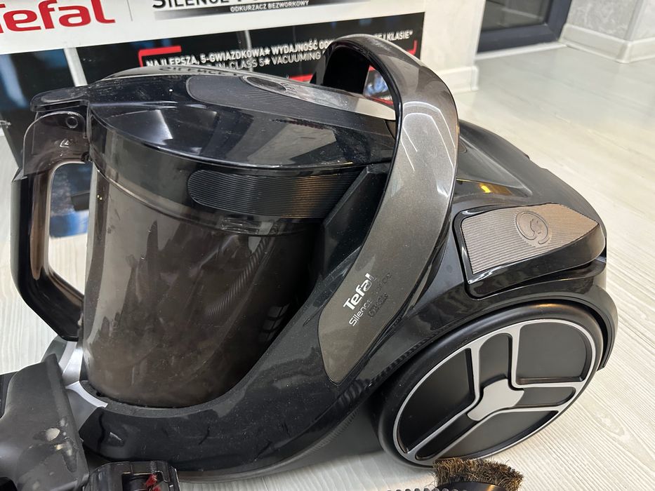 пылесос TeFal почти новый