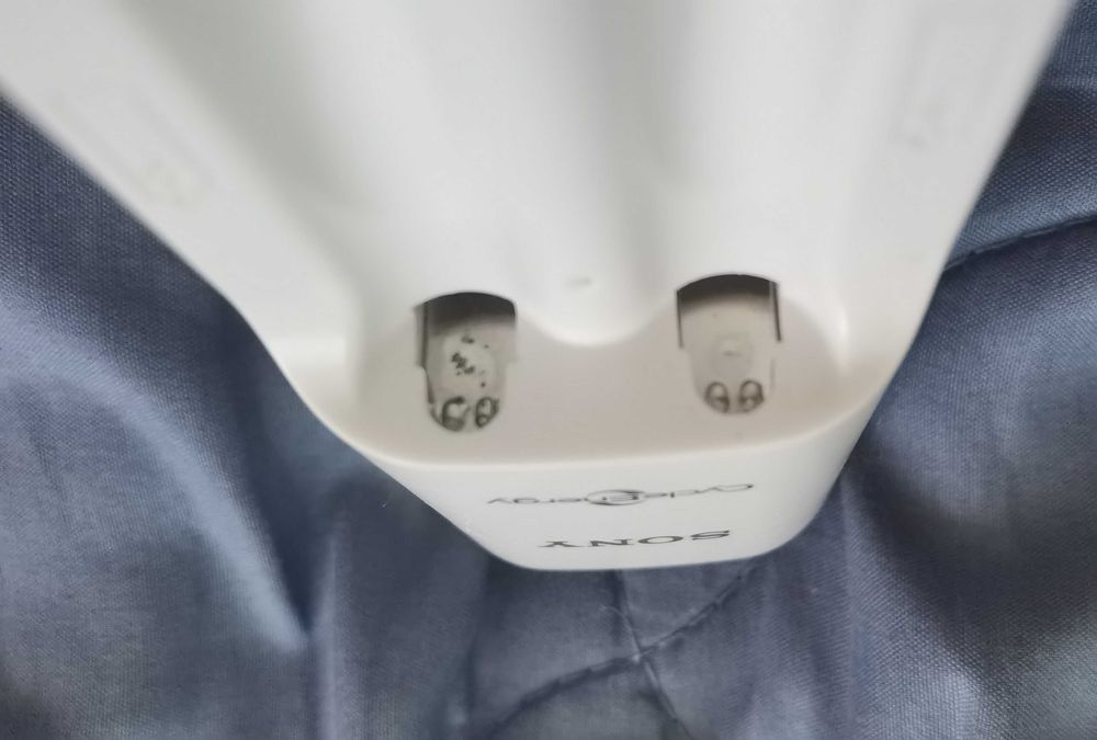 Зарядно Сони за батерии и старо дистанционно за Go Pro камера