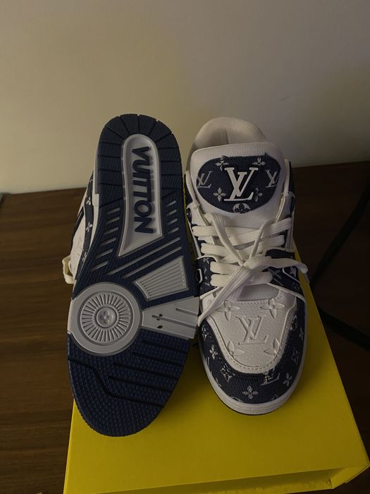 Adidasi Louis Vuitton