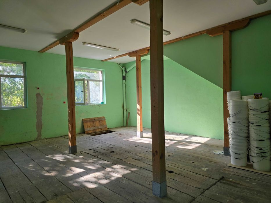 Имот за производство или складова база 2 имота в с. Церова кория