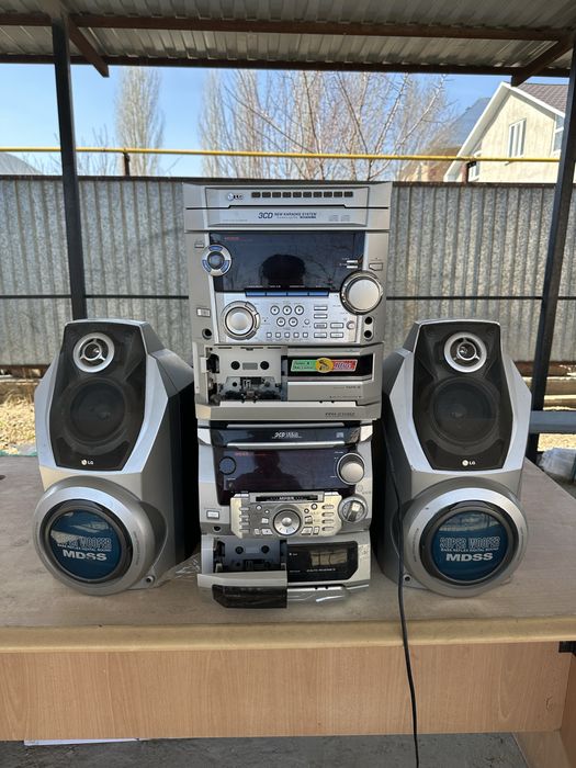 Продам Музыкальный центр