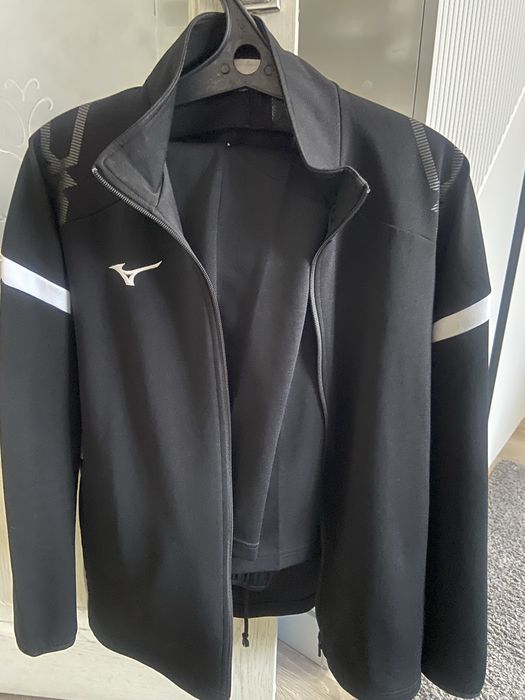 Спортивный костюм Mizuno