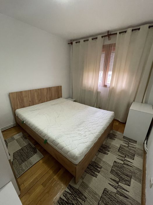 Apartament 2 camere et 1 central Chisineu Cris