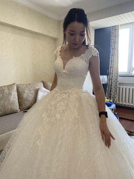 Продаю свадебное платье