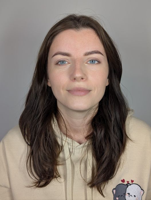 Ofer servicii Stilizare/ Laminare Sprâncene și Makeup Profesional