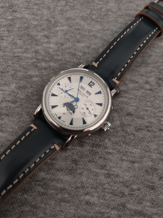 Ceas automatic deosebit