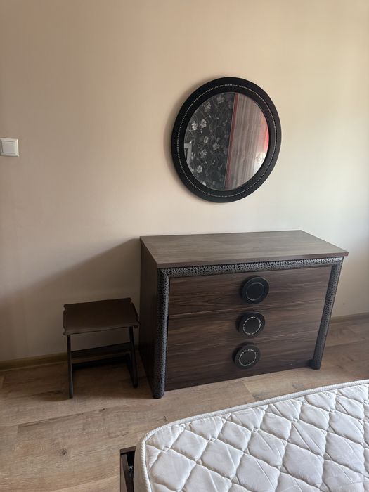 Луксозна спалня комплект – отлично състояние + ПОДАРЪК огледало