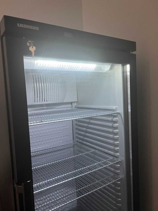 Хладилна витрина LIEBHERR