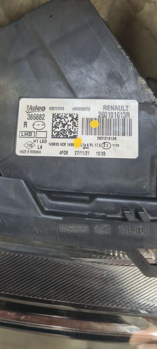 Far dreapta Dacia Duster II Facelift 2021-2024 cod 260101613R