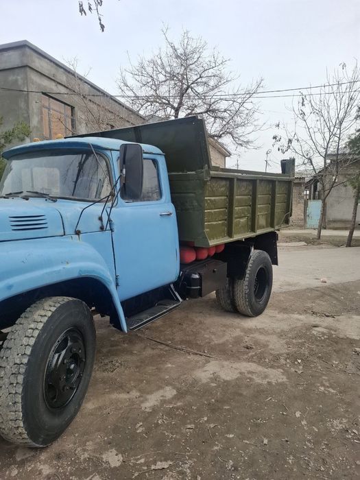 Продается ЗиЛ самосвал