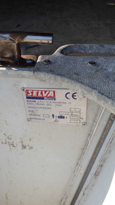 Barca aluminiu 4.2m,cu motor si peridoc imatriculat