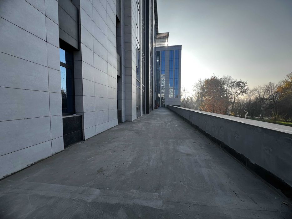 Аренда /2 этаж—1000 м² +терраса 350 м² для Horeca и шоурумов,офис (55)