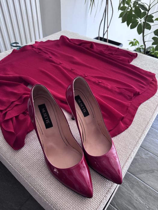 Set pantofi Musette si bluza Zara