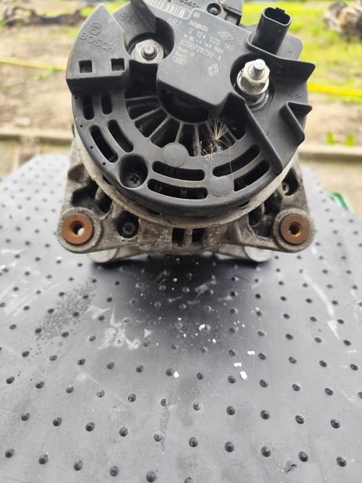 Генератор -Алтернатор-Nissan Qashqai j10 -1.5dci-105кс-2009