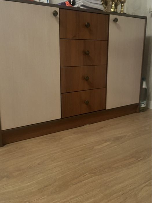 Спальный гарнитур как новый| шкаф,тумбы,комод”