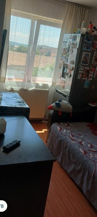 Vand urgent Apartament decomandat doua camere
