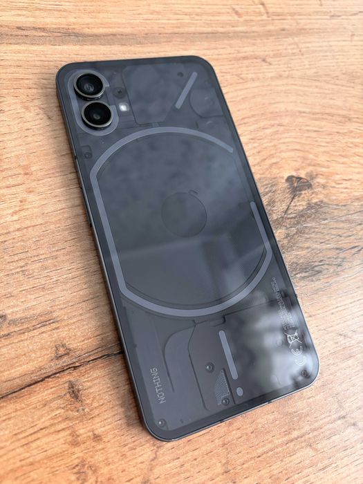 Продам телефон "Nothing Phone 1"