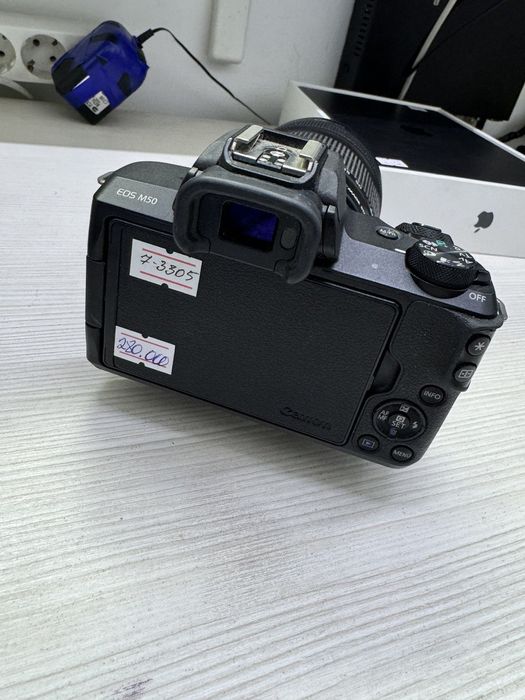 Фотоаппарат Canon EOS M50