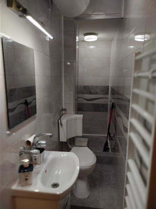 Дава се под наем Тристаен апартамент в Благоевград, Идеален център - 95 кв.м за 357 € - Снимка #7