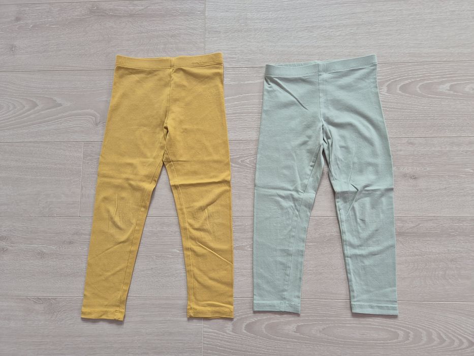 Много запазени клинове за момиче на Sinsay и H&M 104 и 110 размер