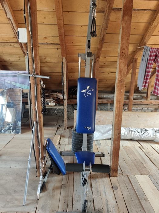 Vând echipamente de fitness