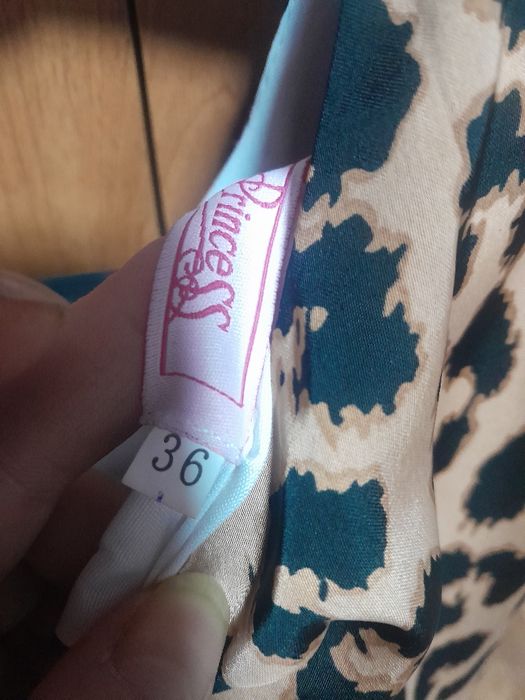 Продам два платья