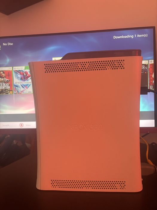 Xbox360 с 6 игри