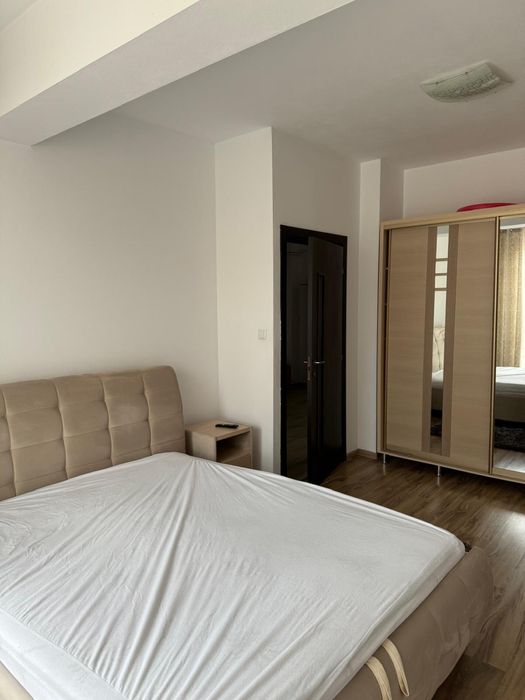Inchiriez apartament 3 camere – complex Young Residence, Iași